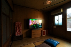 Moe-Myat-May-Zarchi_Splash_01